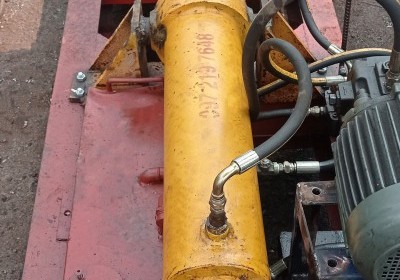 Máy chẻ củi giá rẻ chất lượng cao